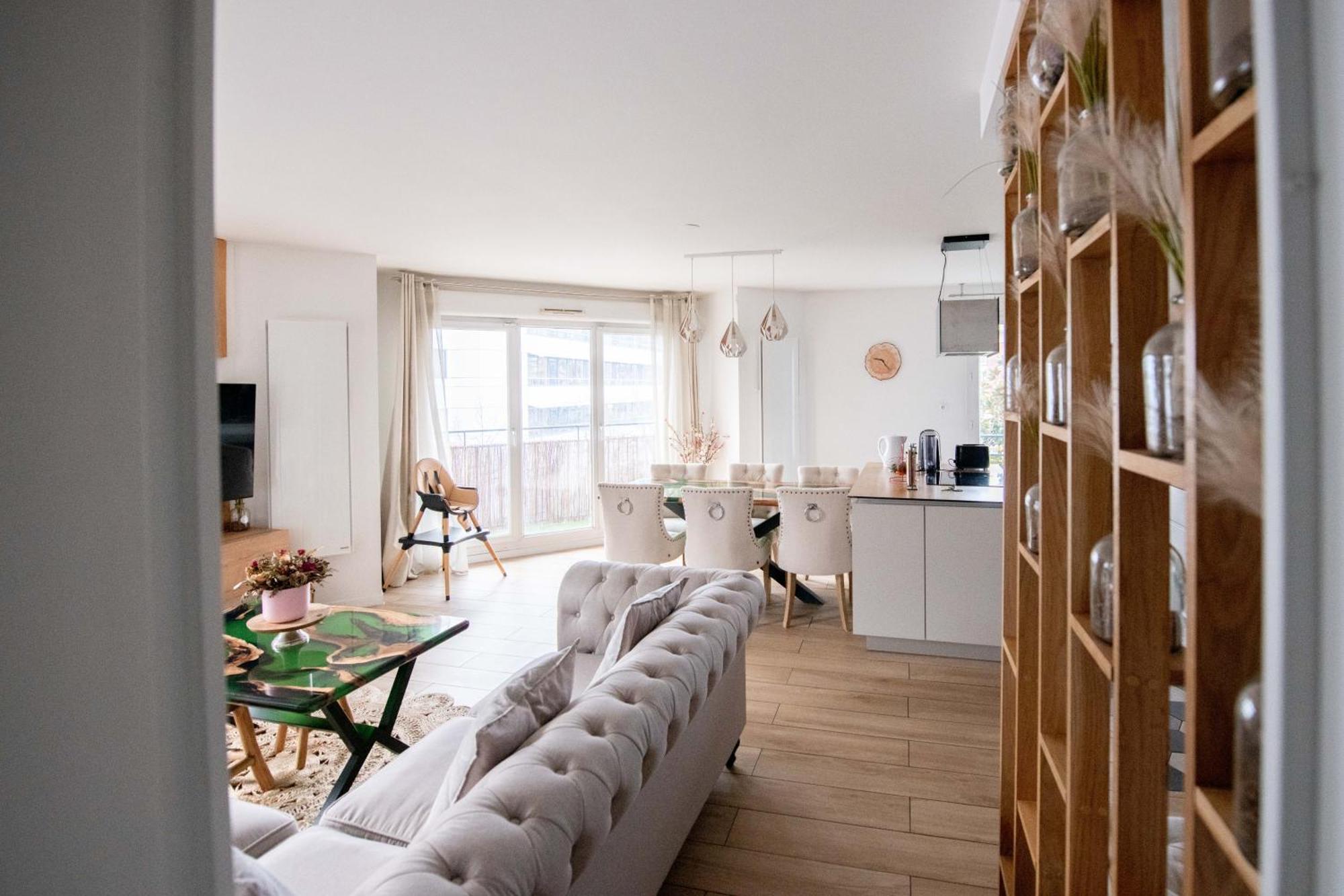 Elise De Roche Equipe Balcon Parking Rer B Apartamento Le Bourget Exterior foto