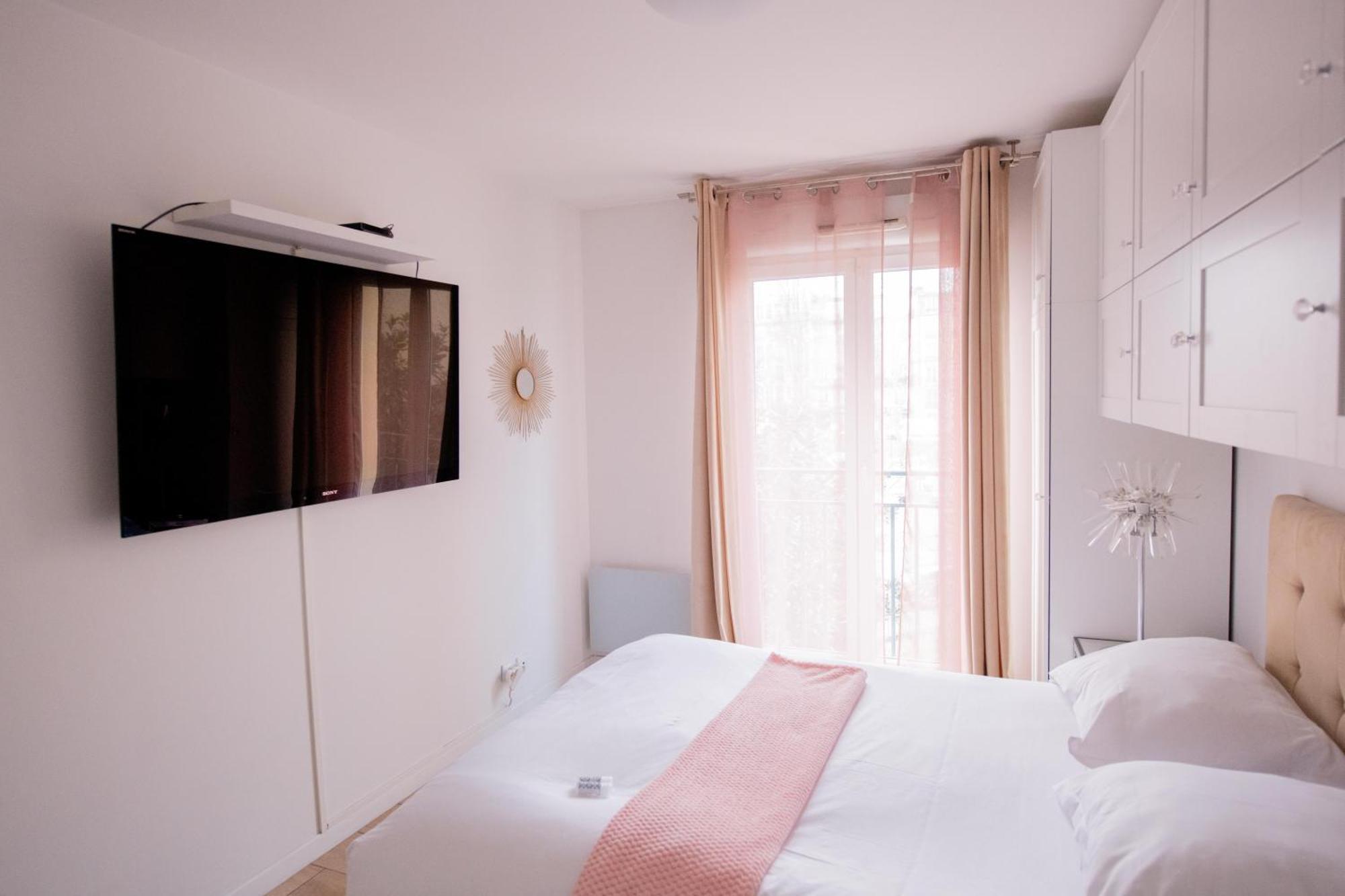 Elise De Roche Equipe Balcon Parking Rer B Apartamento Le Bourget Exterior foto